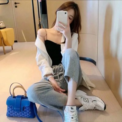 海底娇娃蓝华：处女任务